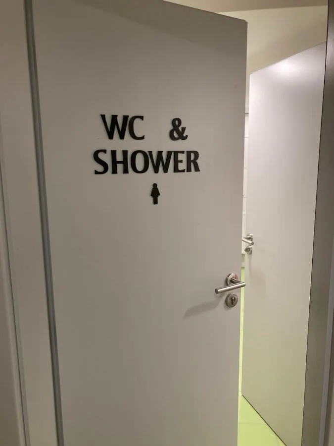 Capsule Hostel Erbenova Prag 0*,  Tschechische Republik